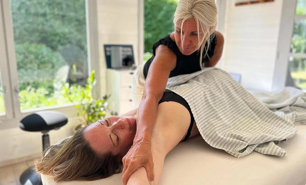 Susanne Strandbygaard fra Kropiterapi giver kropsterapi